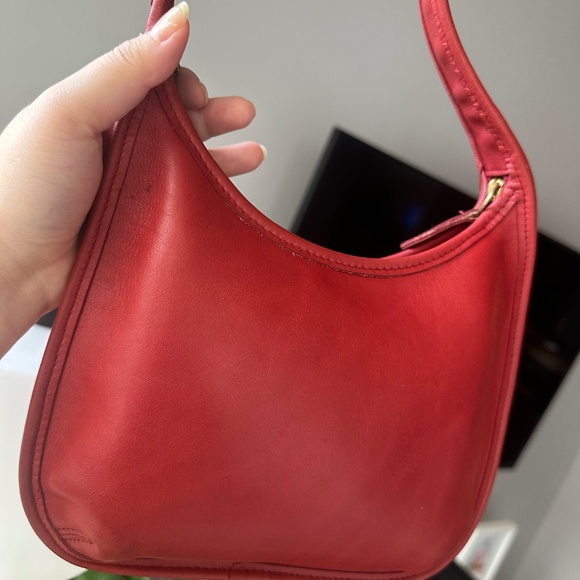 Vintage Coach Ergo Mini Zip 9020 Red - Picture 11 of 12